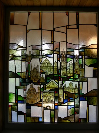 churchs-stained_glass.jpg